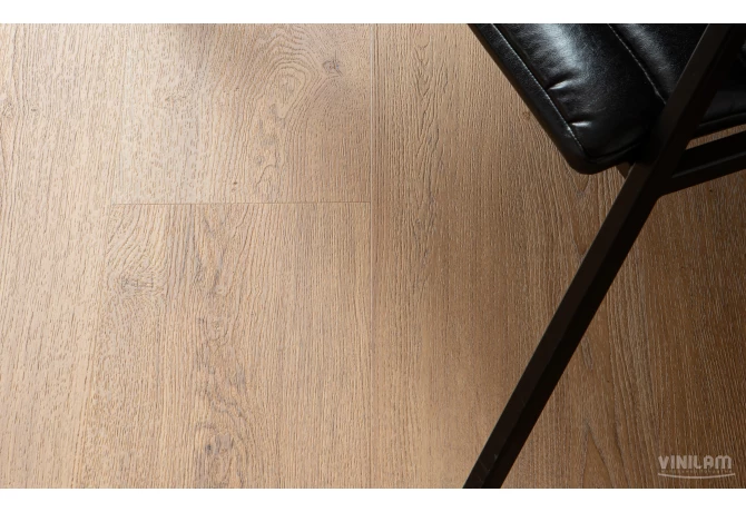 Кварц-винил Дуб Гранада (1227*232*2,5 мм) — купить в Брянске