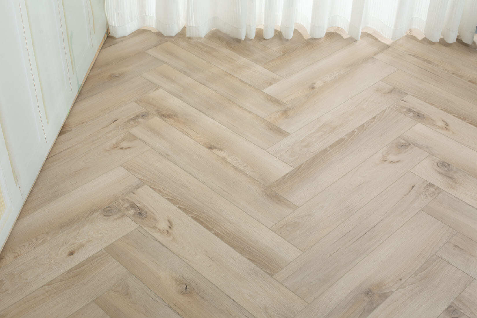 Плитка SPC "OneFloor" 3009 А,В  ЁЛКА (640*128*4 мм) — купить в Брянске