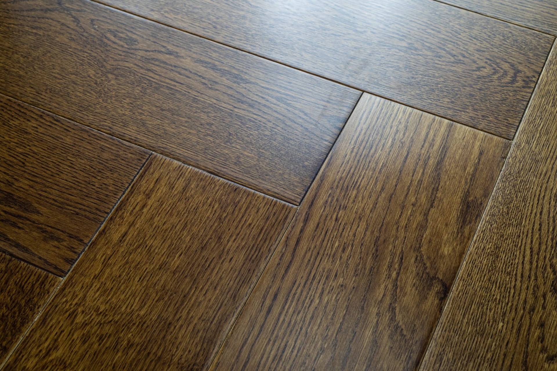 Инженерный паркет «Damy Floor» Ореховый (укладка елочкой) — купить в Брянске