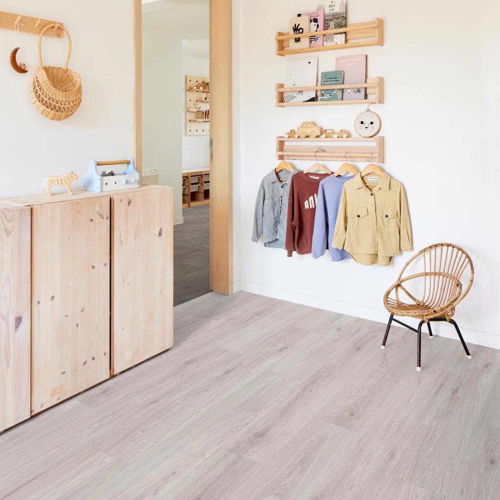 SPC ламинат "Adelar" Eterna Easy 05221 Chapman Oak (1220*181*5 мм) — купить в Брянске