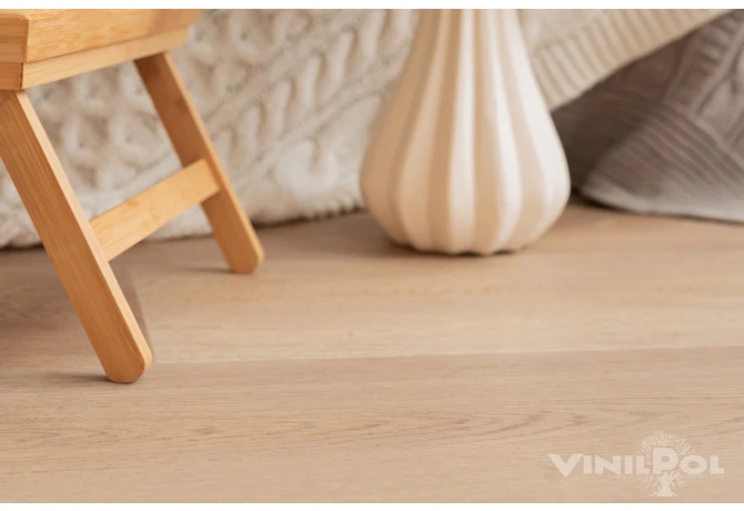 Кварц-винил Дуб Асти (1219,6*228,6*2 мм) — купить в Брянске