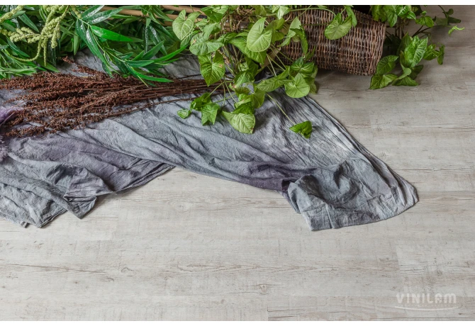 Кварц-винил Дуб Форст (1228*188*2,5 мм) — купить в Брянске